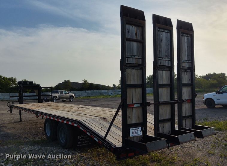 image for item DE7008 2016 Kaufman equipment trailer