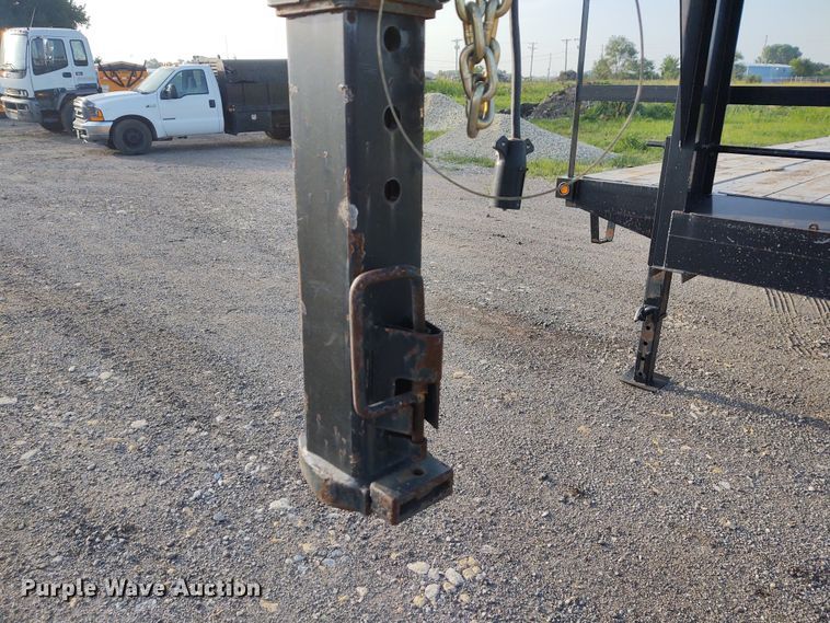 image for item DE7008 2016 Kaufman equipment trailer