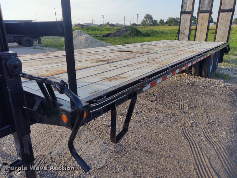 image for item DE7008 2016 Kaufman equipment trailer
