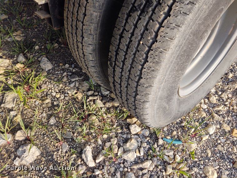 image for item DE7008 2016 Kaufman equipment trailer