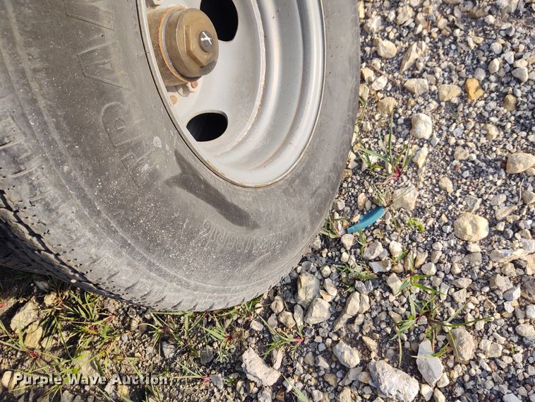 image for item DE7008 2016 Kaufman equipment trailer