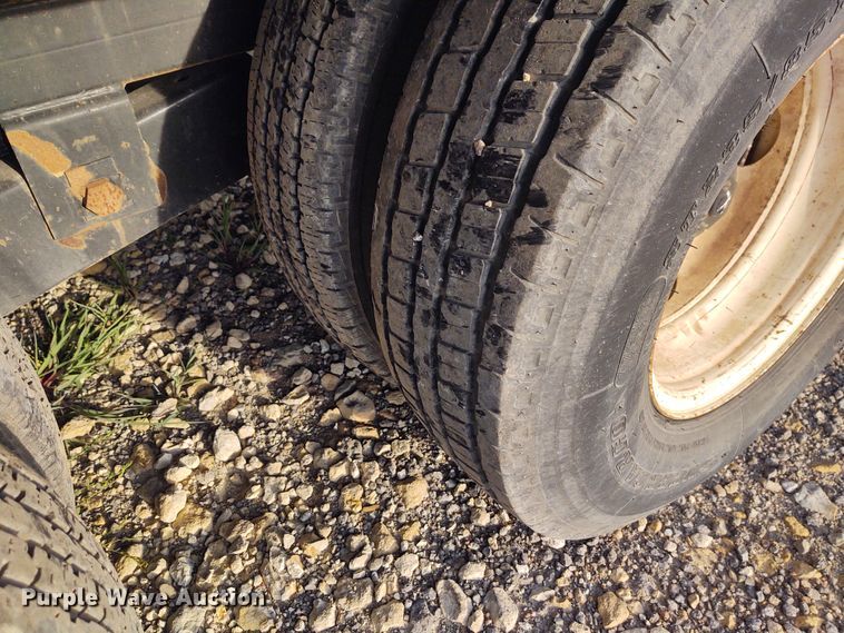 image for item DE7008 2016 Kaufman equipment trailer