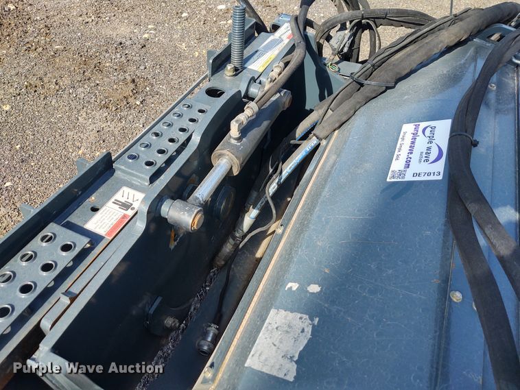 image for item DE7013 Road Hog PCP40EHS cold planer