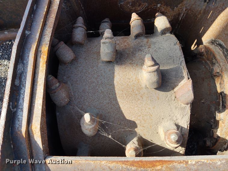 image for item DE7014 Bobcat cold planer