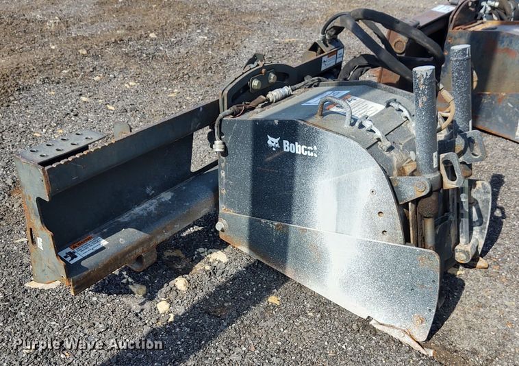 image for item DE7015 Bobcat cold planer