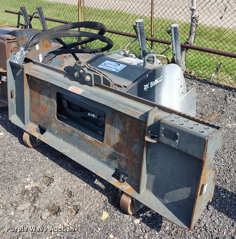 image for item DE7015 Bobcat cold planer