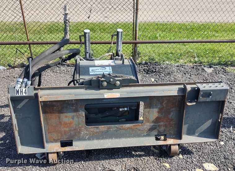 image for item DE7015 Bobcat cold planer