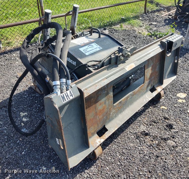 image for item DE7015 Bobcat cold planer