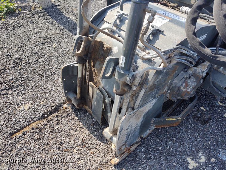 image for item DE7015 Bobcat cold planer