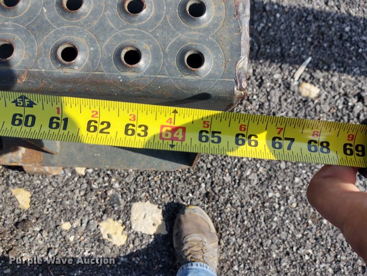 image for item DE7015 Bobcat cold planer