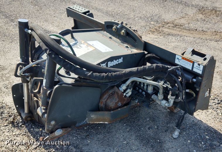 image for item DE7017 2015 Bobcat 18PLA cold planer