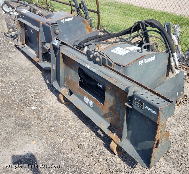 image for item DE7017 2015 Bobcat 18PLA cold planer