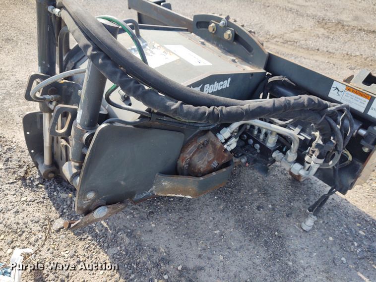 image for item DE7017 2015 Bobcat 18PLA cold planer