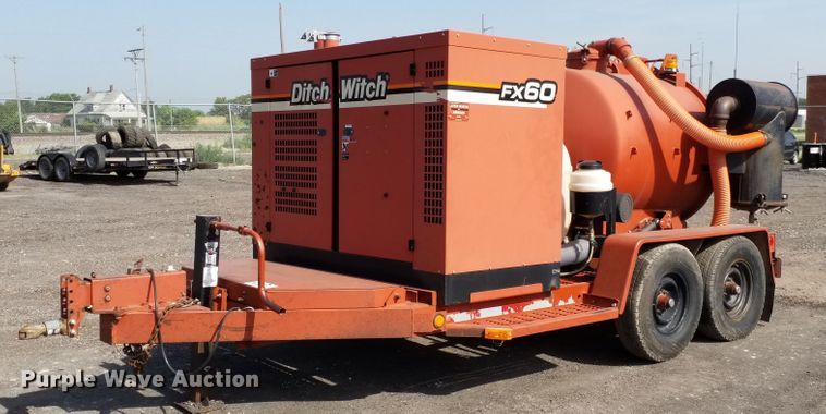 image for item DE7019 2004 Ditch Witch FX60 vacuum excavator