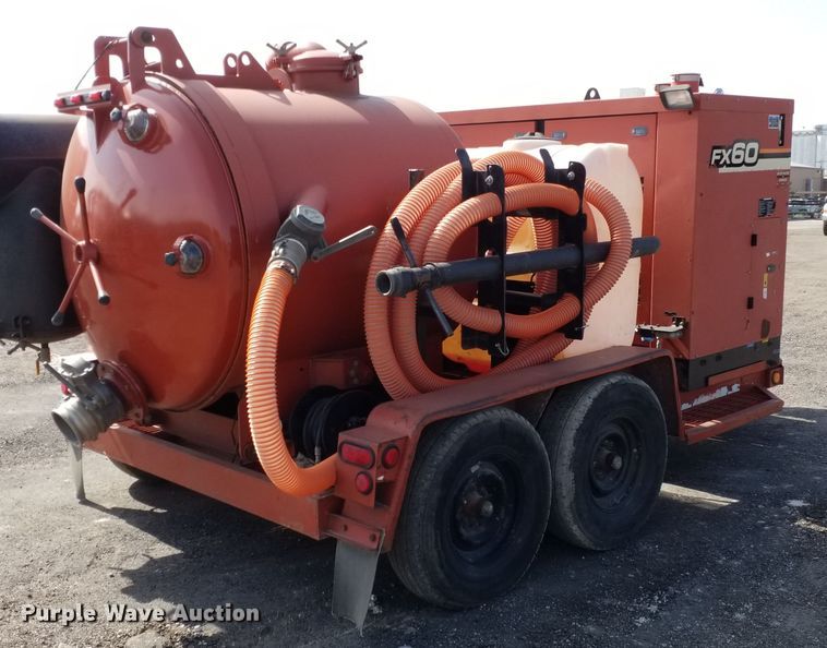 image for item DE7019 2004 Ditch Witch FX60 vacuum excavator