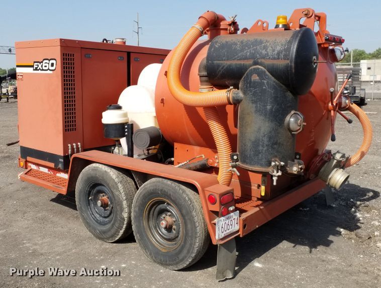 image for item DE7019 2004 Ditch Witch FX60 vacuum excavator