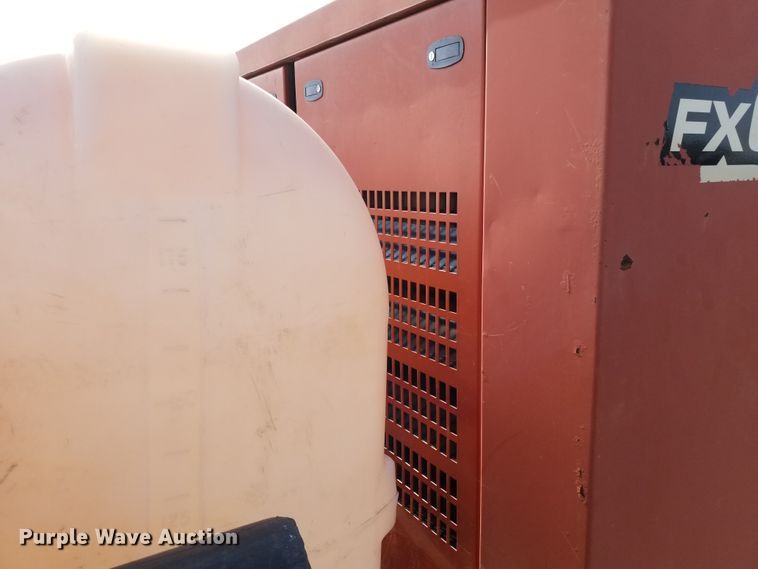 image for item DE7019 2004 Ditch Witch FX60 vacuum excavator