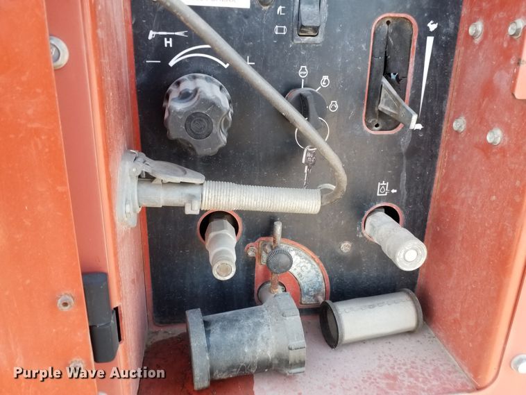 image for item DE7019 2004 Ditch Witch FX60 vacuum excavator