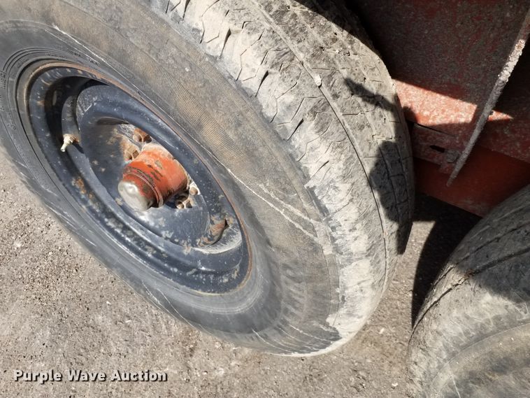 image for item DE7019 2004 Ditch Witch FX60 vacuum excavator