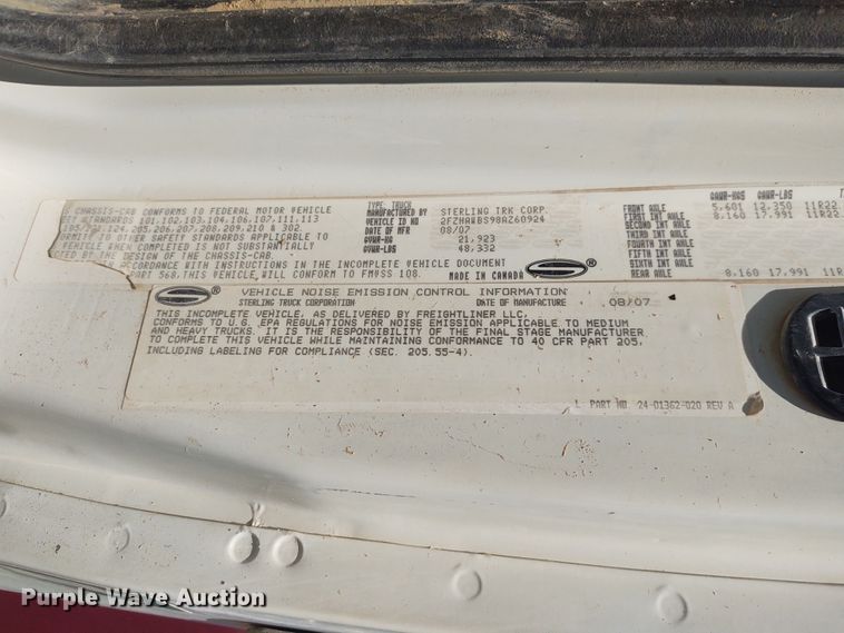 image for item DE7036 2008 Sterling LT8  crane truck