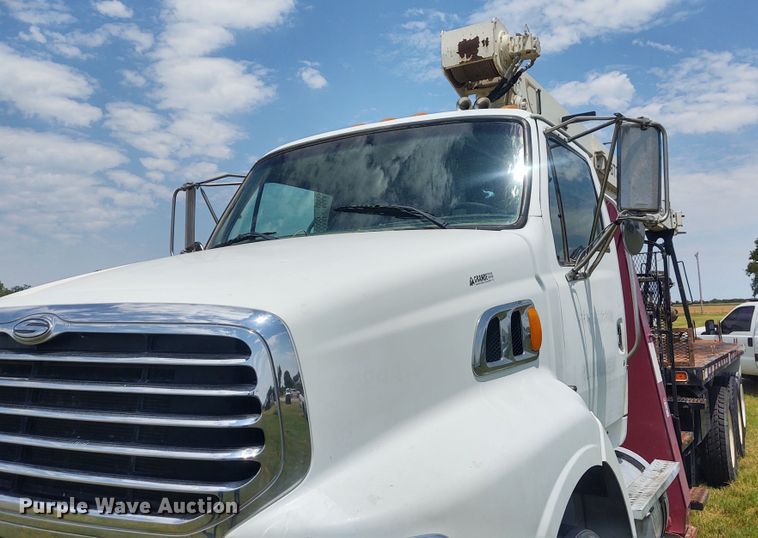 image for item DE7036 2008 Sterling LT8  crane truck