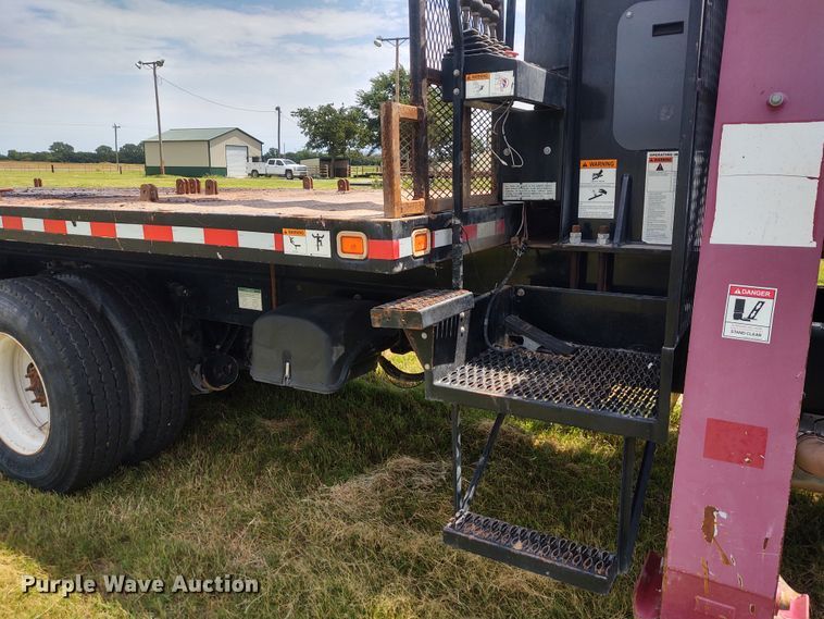 image for item DE7036 2008 Sterling LT8  crane truck