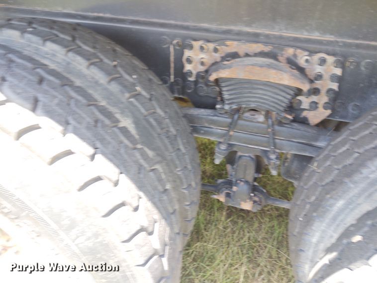 image for item DE7036 2008 Sterling LT8  crane truck