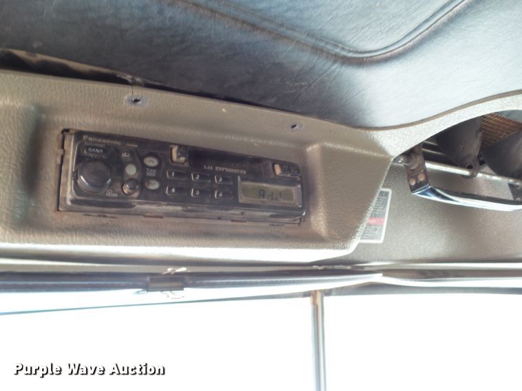 image for item DF0847 2001 Mack RD600  dump truck