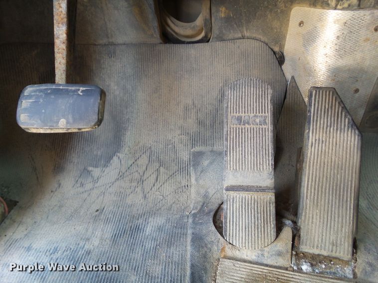 image for item DF0847 2001 Mack RD600  dump truck