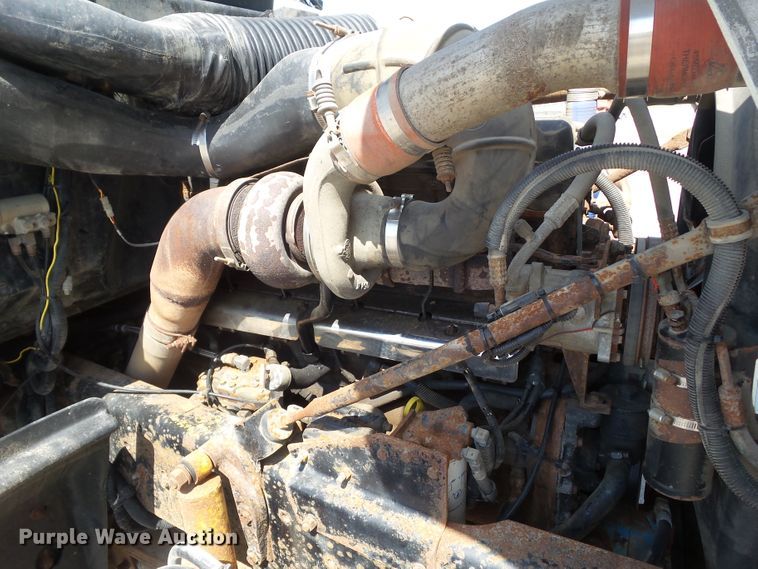 image for item DF0847 2001 Mack RD600  dump truck