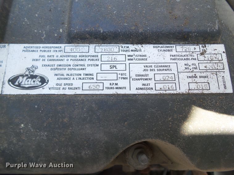 image for item DF0847 2001 Mack RD600  dump truck