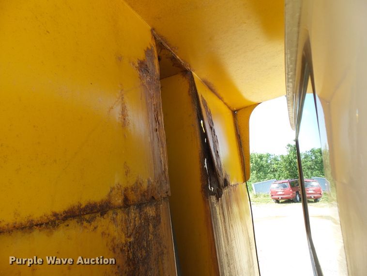 image for item DF0847 2001 Mack RD600  dump truck