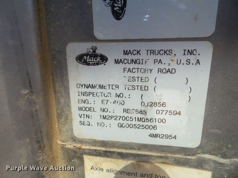 image for item DF0847 2001 Mack RD600  dump truck