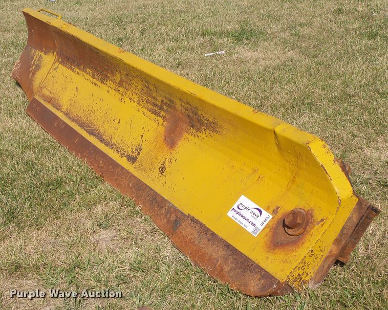 image for item DF0852 Henderson 10'W snow plow
