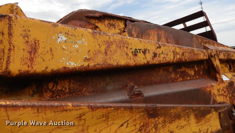 image for item DF5168 Caterpillar 80  scraper