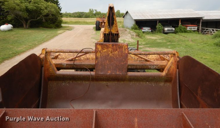 image for item DF5168 Caterpillar 80  scraper