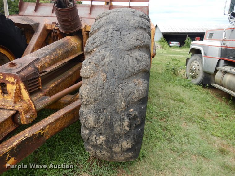 image for item DF5168 Caterpillar 80  scraper