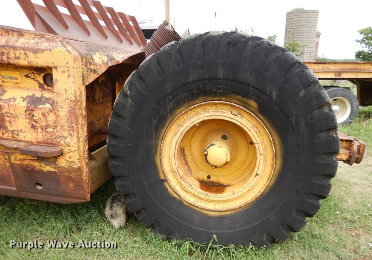 image for item DF5168 Caterpillar 80  scraper