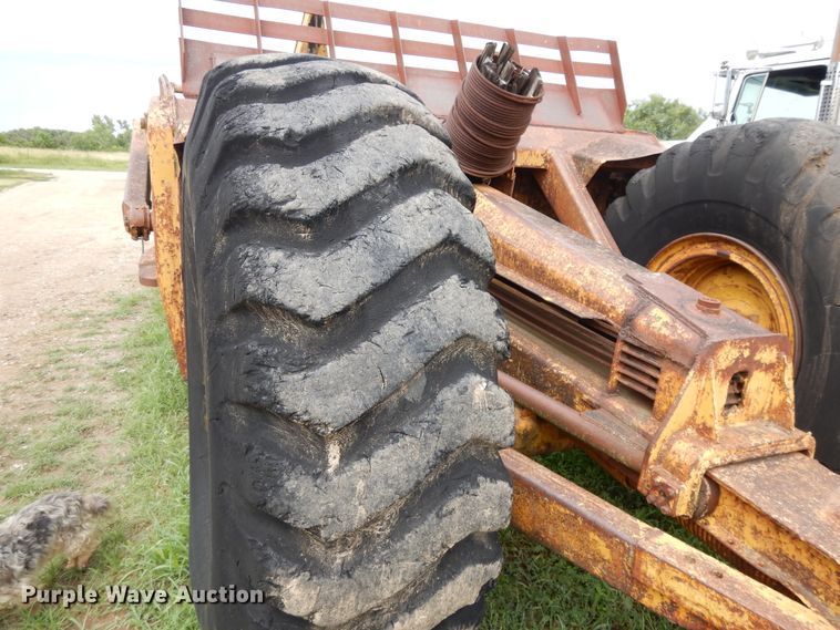 image for item DF5168 Caterpillar 80  scraper
