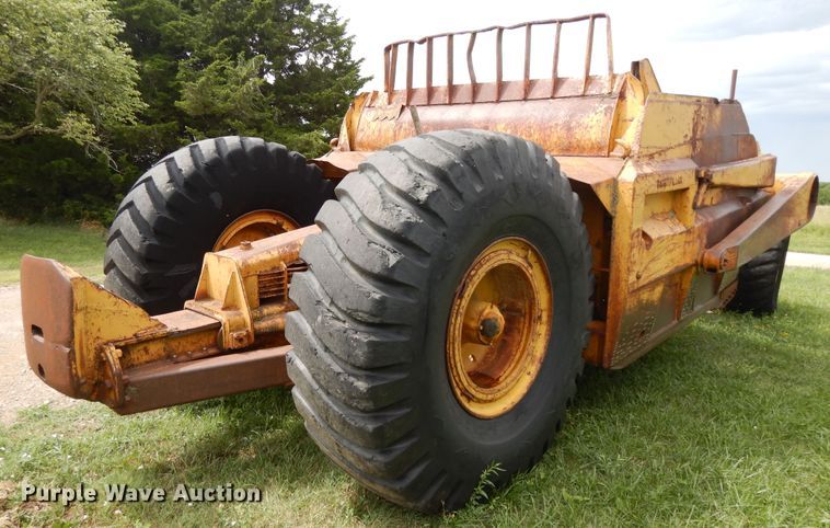 image for item DF5169 Caterpillar 80  scraper