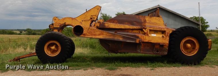 image for item DF5169 Caterpillar 80  scraper