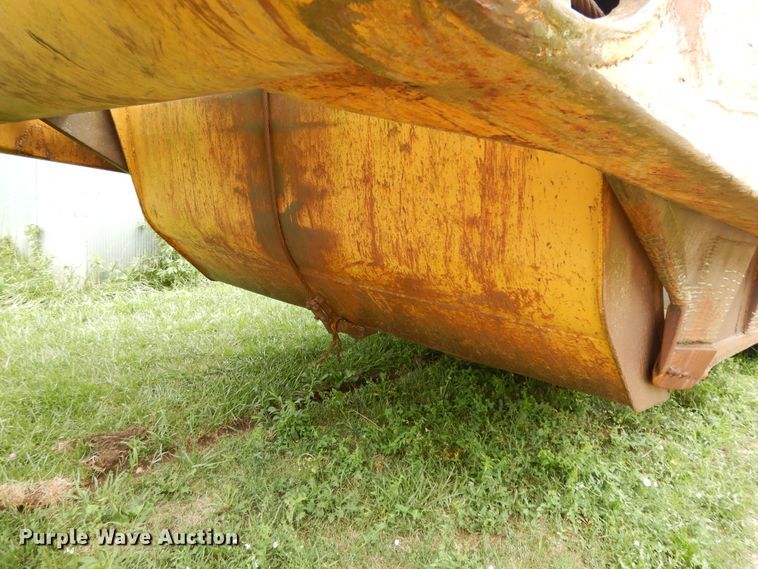 image for item DF5169 Caterpillar 80  scraper