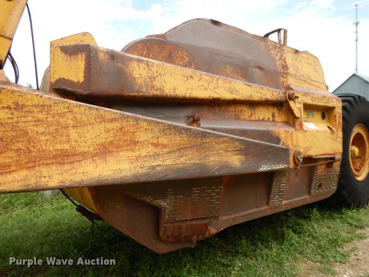 image for item DF5169 Caterpillar 80  scraper