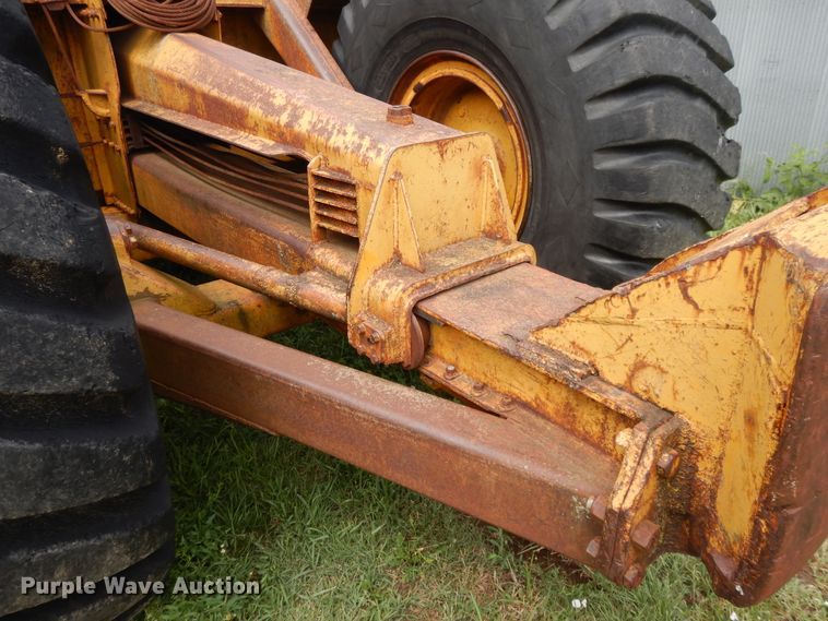 image for item DF5169 Caterpillar 80  scraper