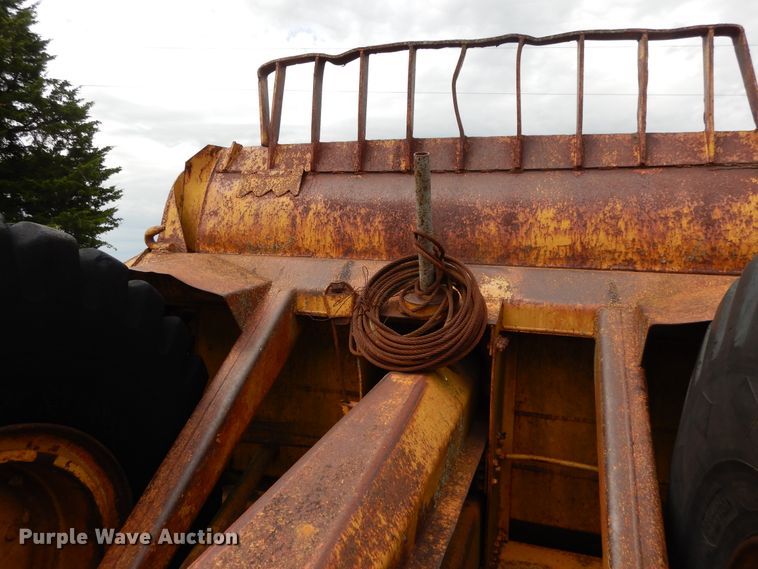 image for item DF5169 Caterpillar 80  scraper