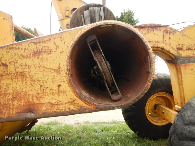 image for item DF5169 Caterpillar 80  scraper