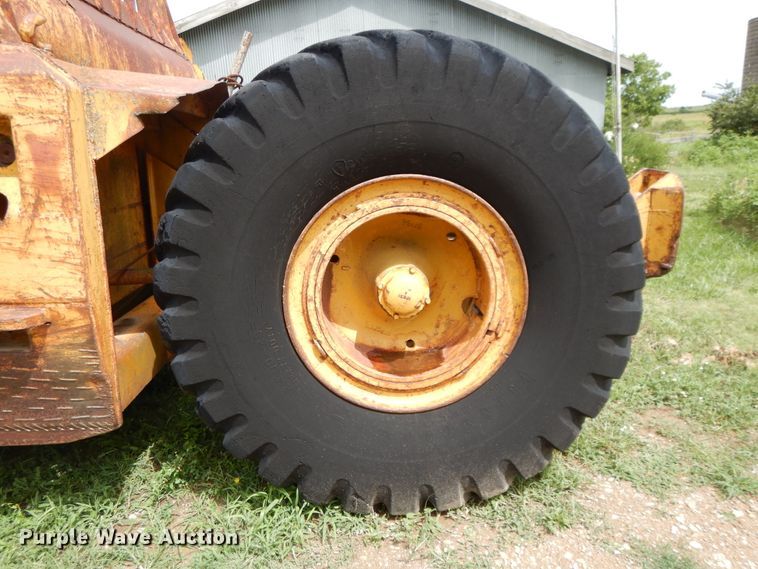 image for item DF5169 Caterpillar 80  scraper