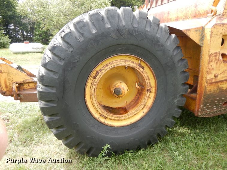 image for item DF5169 Caterpillar 80  scraper