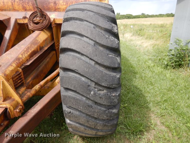 image for item DF5169 Caterpillar 80  scraper