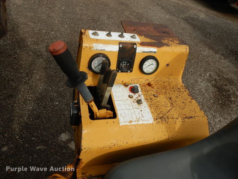 image for item DF5170 1996 Vermeer D24X40  directional boring unit